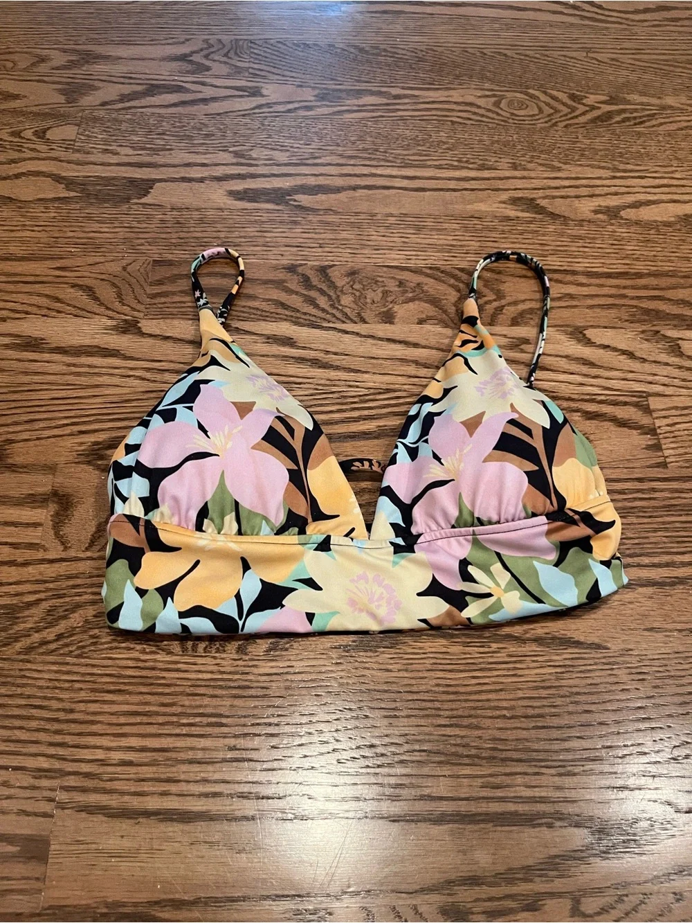 Billabong - Mas Aloha Reversible V-Neck Cami Bikini Top - Floral - NWOT - Size S